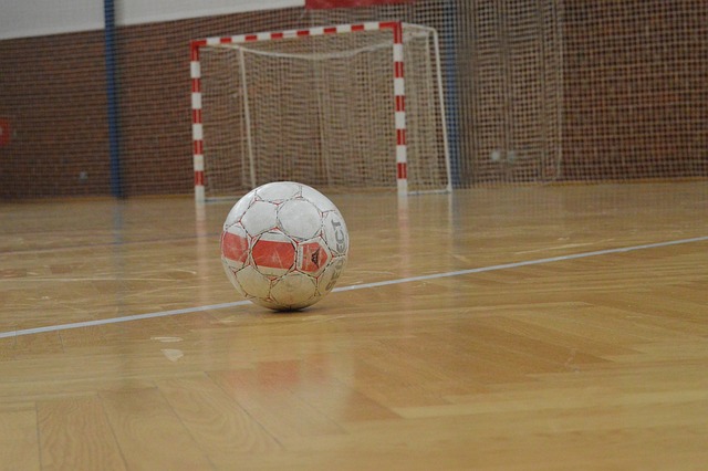 而联合国对